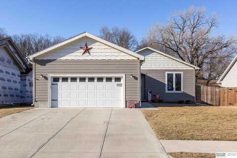 2726 Krejci Boulevard, Blair, NE 68008