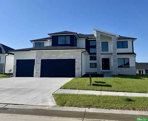21137 Ellison Avenue, Elkhorn, NE 68022