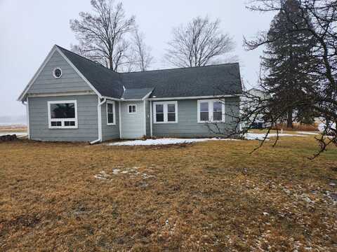 2409 Andres Road, Belding, MI 48809