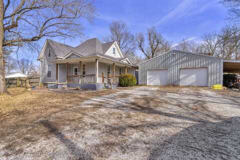 218 Bull Creek Road, Sparta, MO 65753