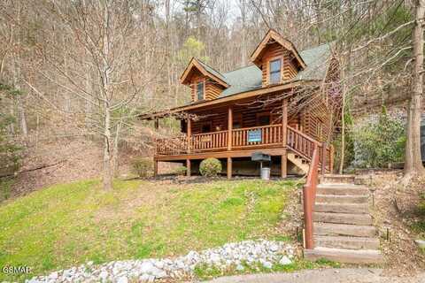 3221 Smoky Ridge Way, Sevierville, TN 37862