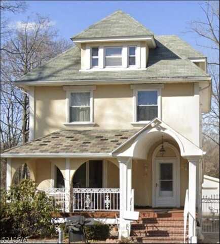 24 Cleveland St, Englewood, NJ 07631