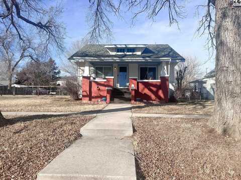 121 N Pine St, Pratt, KS 67124