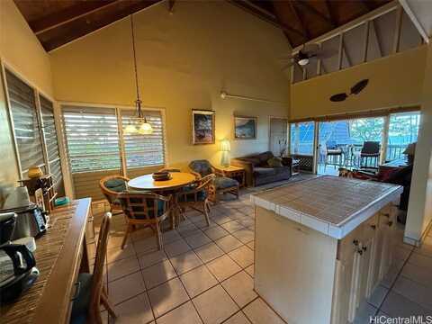 255 Kepuhi Place, Maunaloa, HI 96770