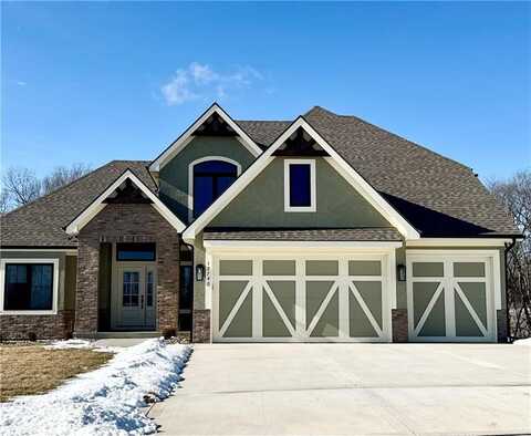 13656 NW Cherry Bark Court, Parkville, MO 64152