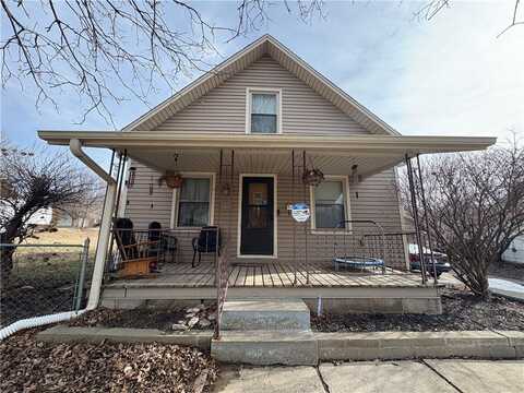 2705 S 24th Street, Saint Joseph, MO 64503