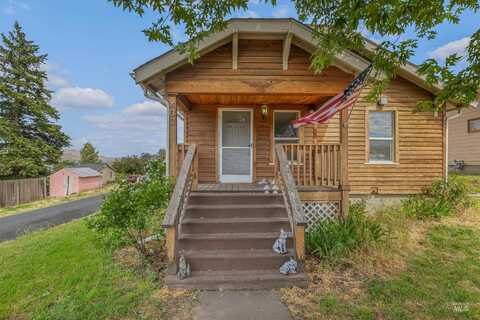 403 29th, Lewiston, ID 83501