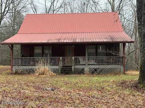 279 White Oak Circle, Sunbright, TN 37872