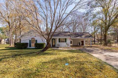 213 Oklahoma Street, Huntington, TX 75949