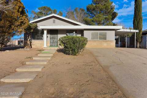 975 Lees Drive, Las Cruces, NM 88001