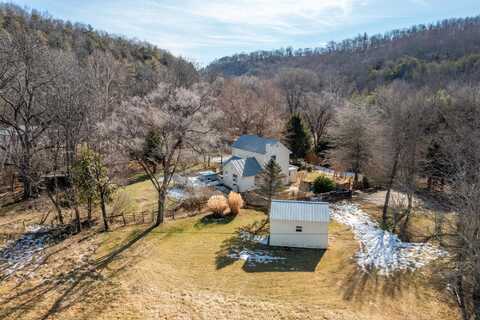 4 Coleman Ln, Lexington, VA 24450