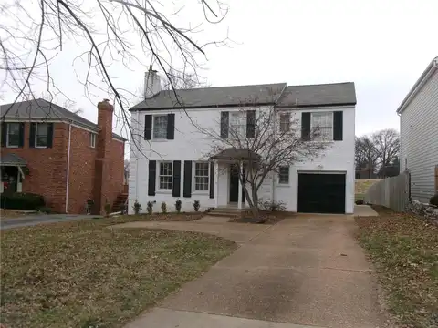 8437 Colonial Lane, Saint Louis, MO 63124