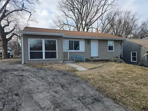 37 Anistasia, Saint Louis, MO 63135