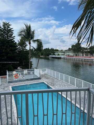 1233 Marseille Dr, Miami Beach, FL 33141