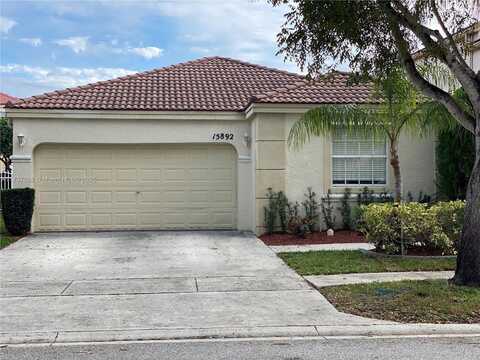 15892 NW 21st St, Pembroke Pines, FL 33028