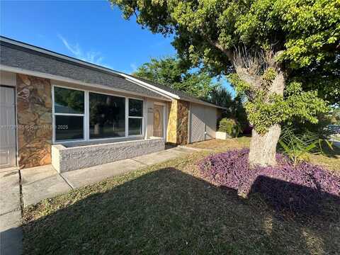 7403 Foxbloom Dr, New Port Richey, FL 34668