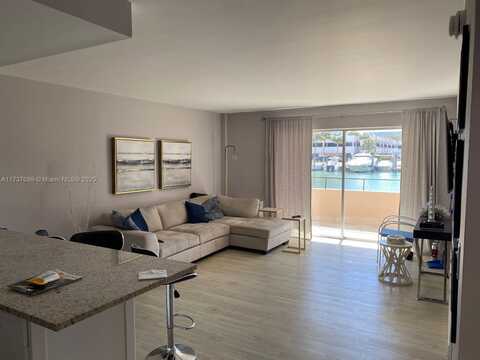 220 Kings Point Dr, Sunny Isles Beach, FL 33160
