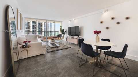 555 NE 15th St, Miami, FL 33132