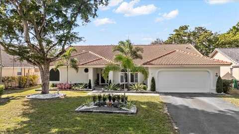 4630 NW 100th Way, Coral Springs, FL 33076