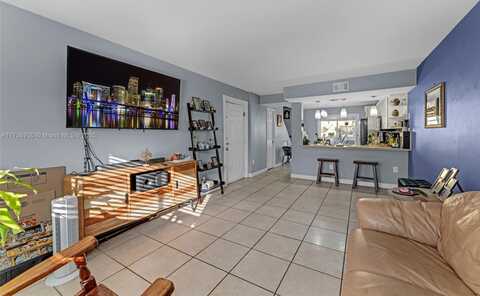 8249 SW 149th Ct, Miami, FL 33193