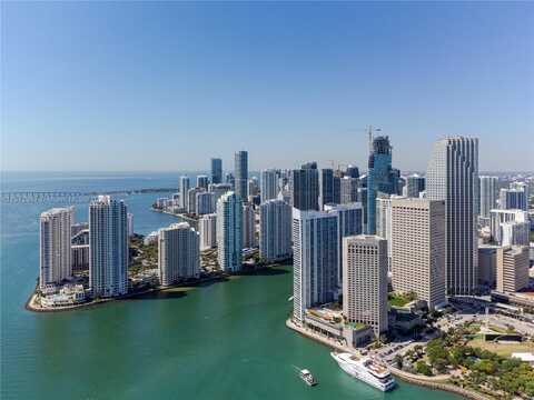 335 S Biscayne Blvd, Miami, FL 33131
