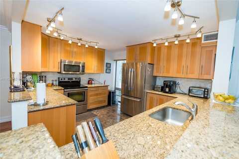 6619 Burning Wood Dr, Boca Raton, FL 33433