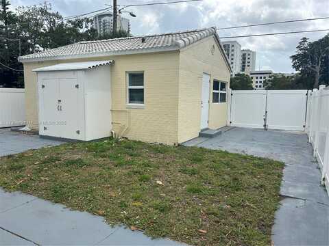 1838 Fillmore St, Hollywood, FL 33020