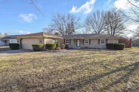 5004 N Tillotson Avenue, Muncie, IN 47304