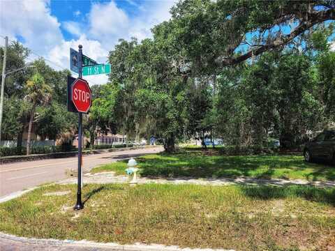 1060 9TH AVENUE N, Saint Petersburg, FL 33705