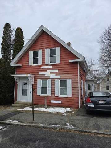 52 Arlington, Lowell, MA 01854