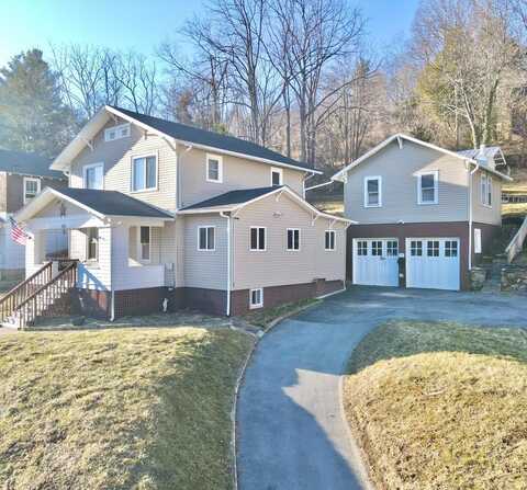 806 AUGUSTA ST, BLUEFIELD, WV 24701