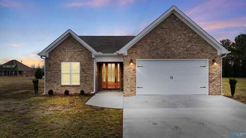 177 Village Lane, Boaz, AL 35956