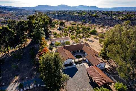 45055 Rio Linda Road, Temecula, CA 92592