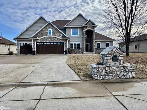 21 Venetian Dr, Clear Lake, IA 50428