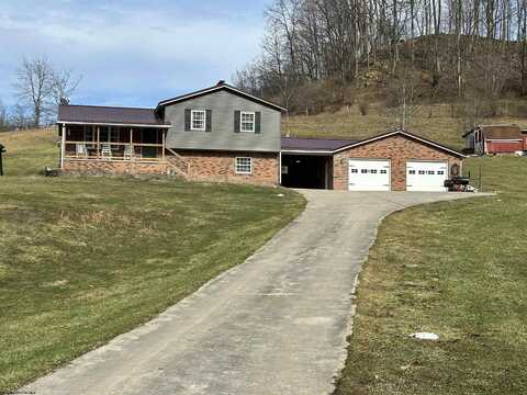 4678 Clarksburg Road, Buckhannon, WV 26201