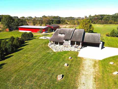 31513 Shively Road, Walkerton, IN 46574