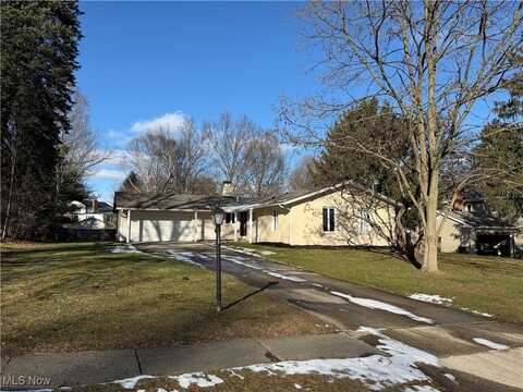 1965 Pineview Drive, Kent, OH 44240