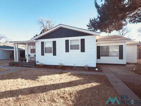 403 Ferndale Street, Carlsbad, NM 88220