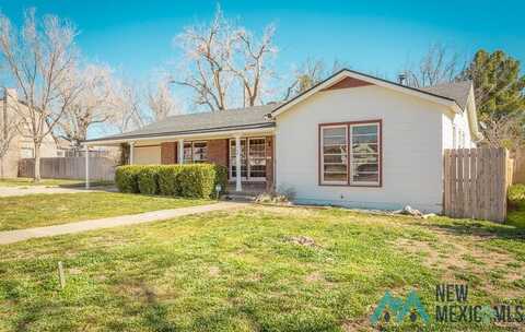 709 N Kansas Avenue, Roswell, NM 88201