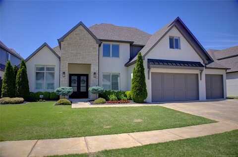 10010 S Hudson Place, Tulsa, OK 74137