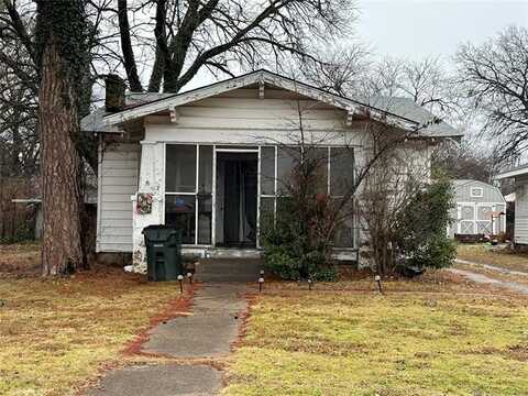 507 E 16th Street, Okmulgee, OK 74447