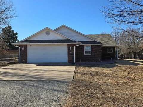 305 Walnut Ridge, Eufaula, OK 74432