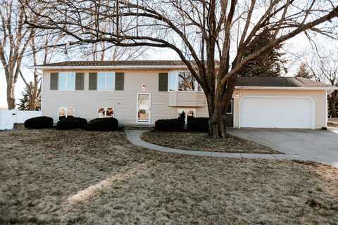 1117 Eastside Dr, Sioux Center, IA 51250