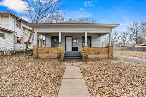 804 N Alabama Avenue, Okmulgee, OK 74447