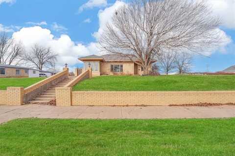 315 N Pennaylvania Avenue, Mangum, OK 73554