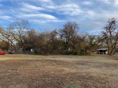 200 Denton Street, Roxton, TX 75477