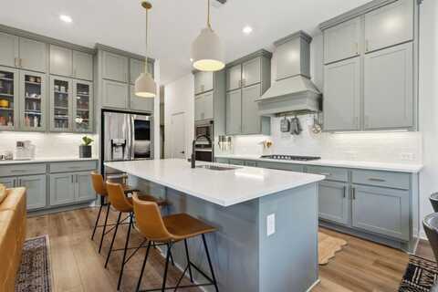 2291 Rook Drive, Dallas, TX 75211