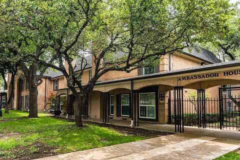 7820 Meadow Park Drive, Dallas, TX 75230