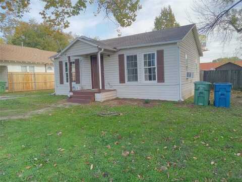 807 Chestnut Street, Aubrey, TX 76227