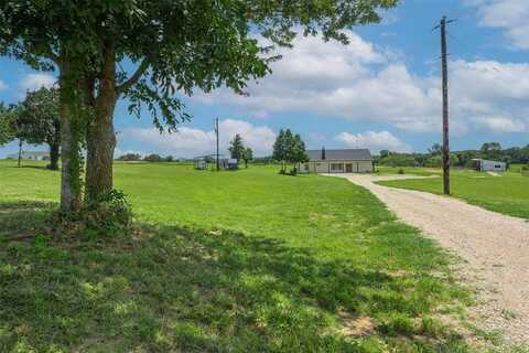 800 Fox Road, Millsap, TX 76066